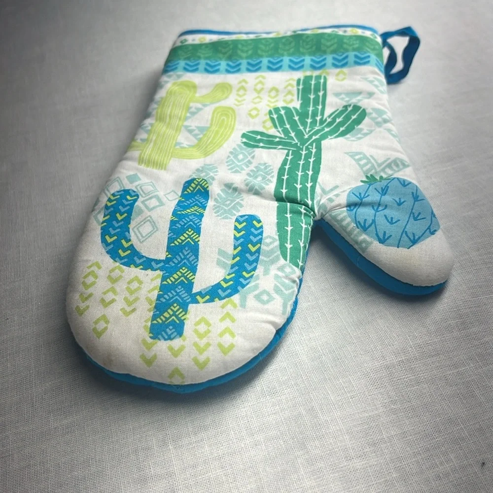 🌞 Mainstays oven mitt turquoise & green cactus over white Southwestern OS